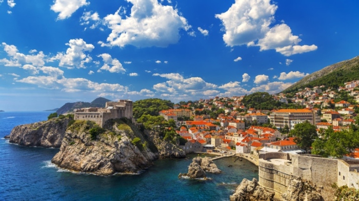 България ще създава условия туристите от Северна Македония да пътуват бързо до курортите ни